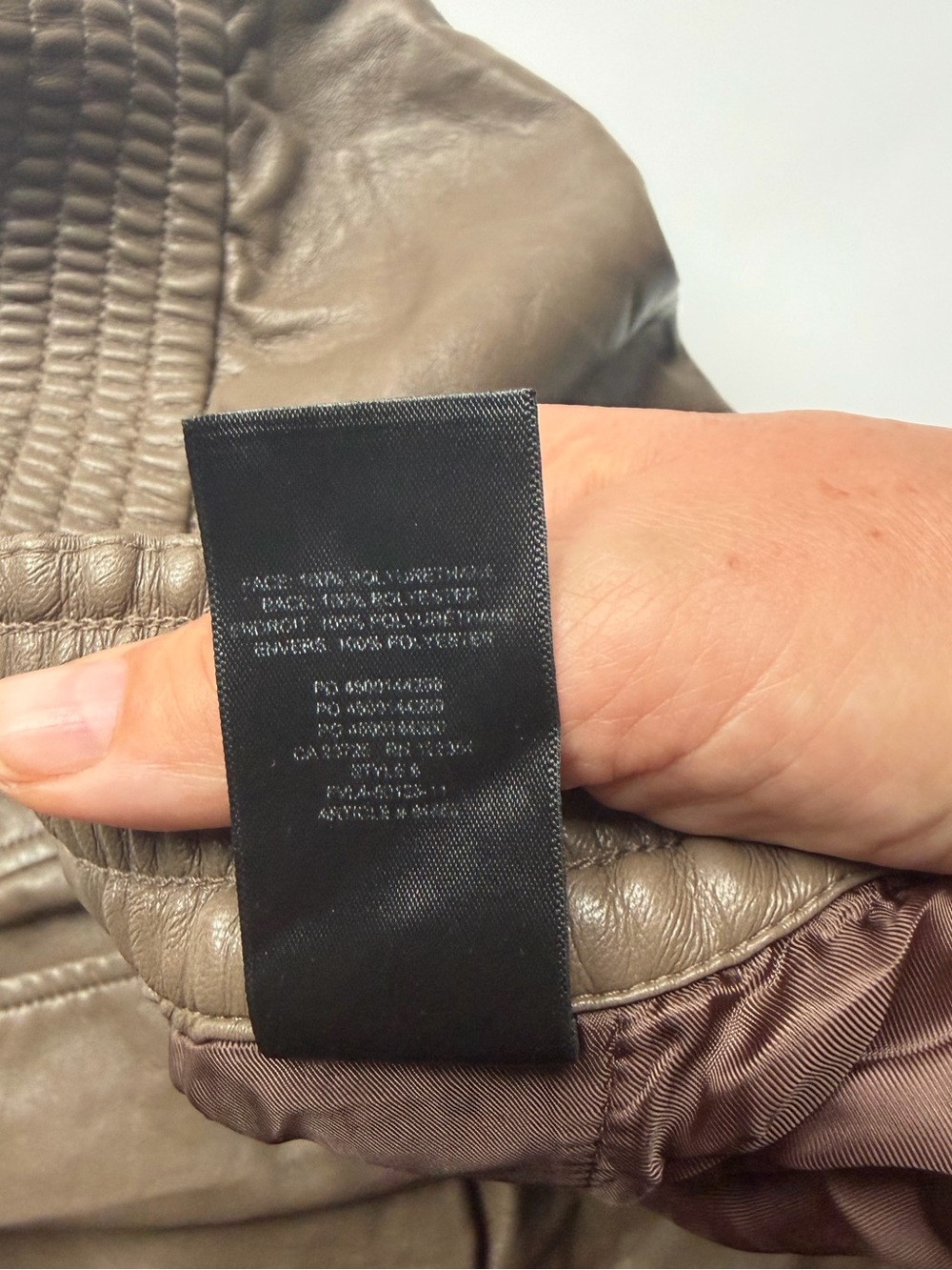 Wilfred Aritzia Taupe Vegan Leather Pull-On Pants High Rise Straight Leg - Picture 8 of 11